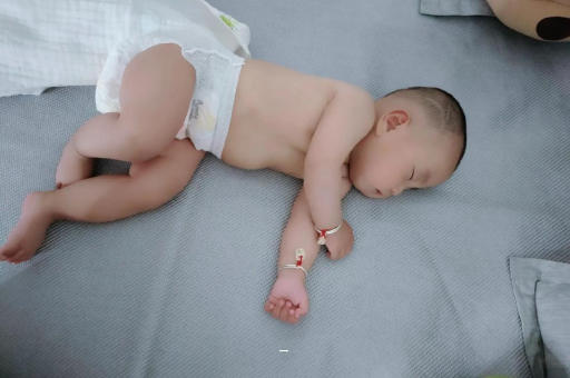 灵宝孕妇肚脐周围发青