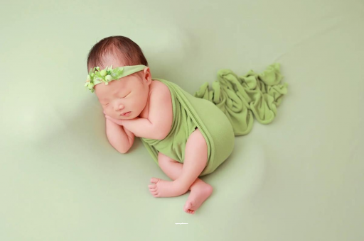 灵宝孕妇家中站立分娩